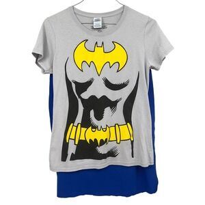 Rubie's Batgirl Graphic T Shirt Detachable Cape Womens M Adult Costume Superhero